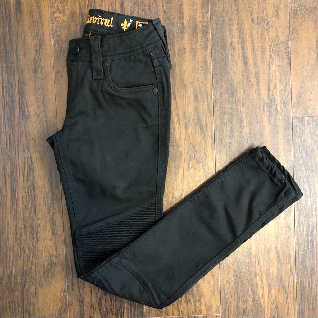 Rock Revival Moto Skinnies Size 24